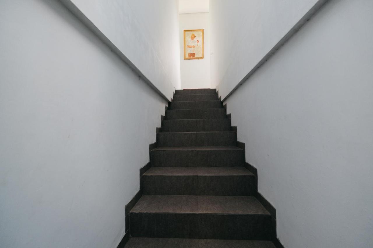 D'Tamblingan Guest House At Taman Griya Jimbaran Redpartner - Minimum Stay 30 Nights Экстерьер фото