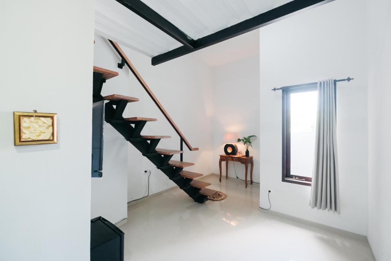 D'Tamblingan Guest House At Taman Griya Jimbaran Redpartner - Minimum Stay 30 Nights Экстерьер фото
