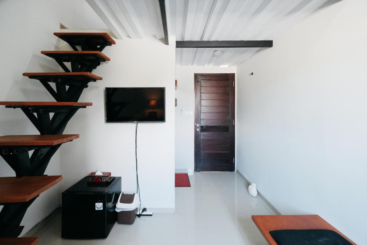 D'Tamblingan Guest House At Taman Griya Jimbaran Redpartner - Minimum Stay 30 Nights Экстерьер фото